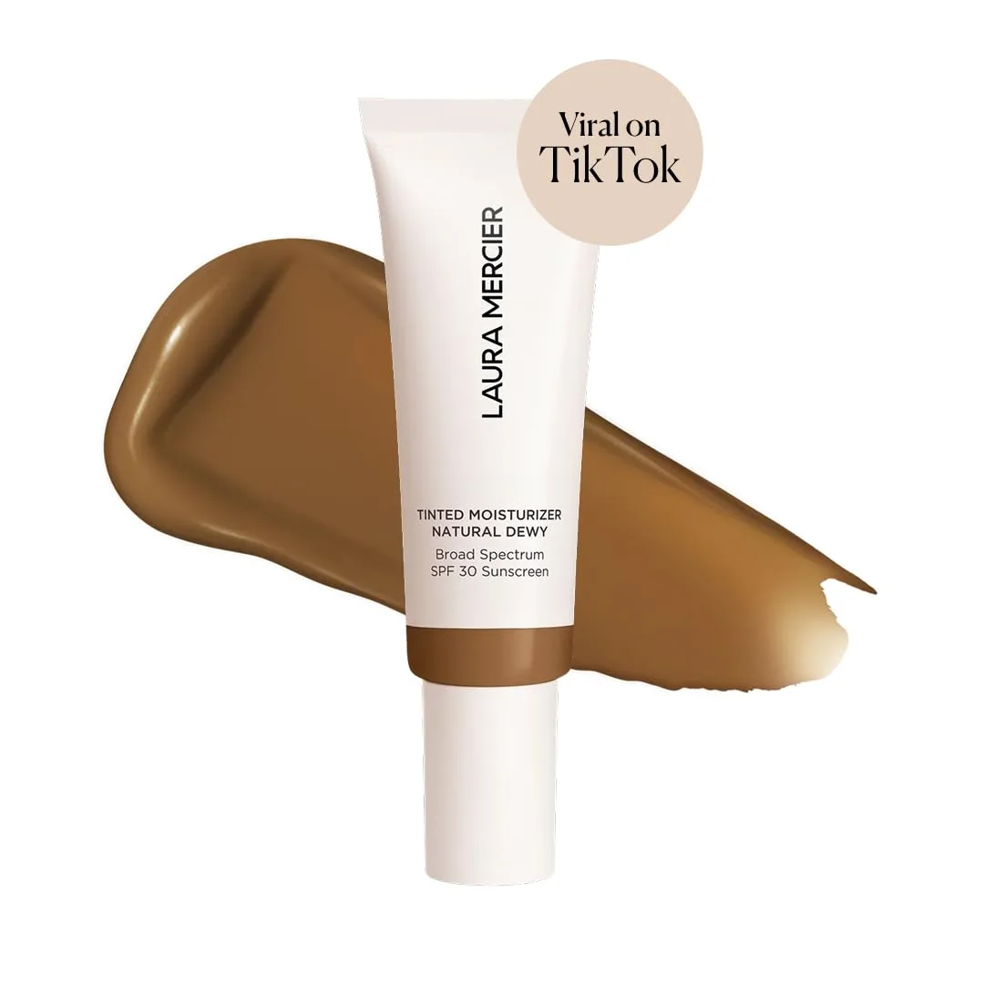 Laura Mercier тонирующий увлажняющий крем Natural Dewy SPF 30, 24-часовая гидратация, оттенок 5W Terracotta и рассыпчатая пудра Translucent Loose Talc-Free Setting Powder Ultra-Blur с гиалуроновой кислотой, оттенок Medium Deep Bu — фото 2