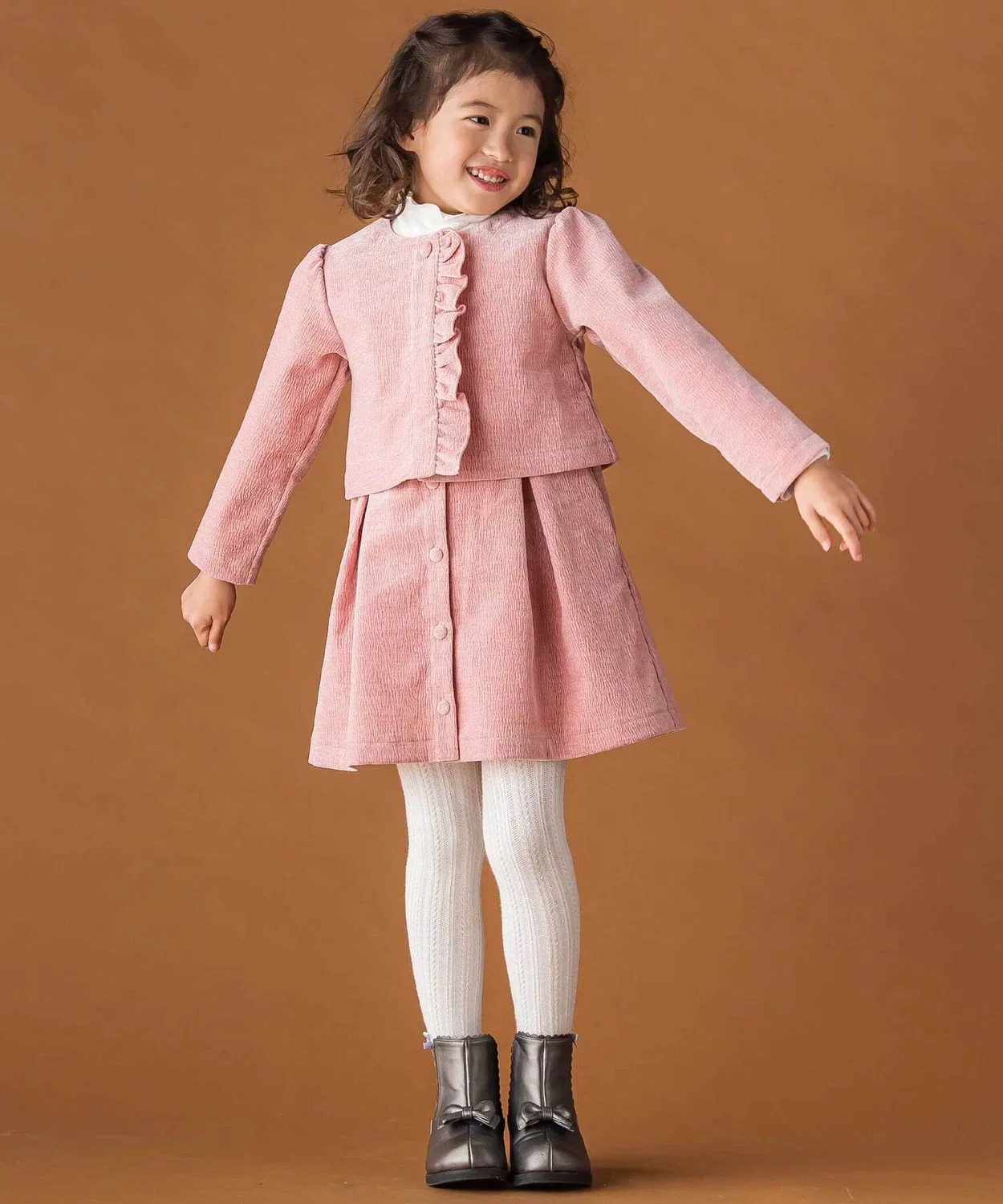 Детская куртка-жакет с фриллами BeBe Petits Pois Vert, короткая, розовая — фото 3