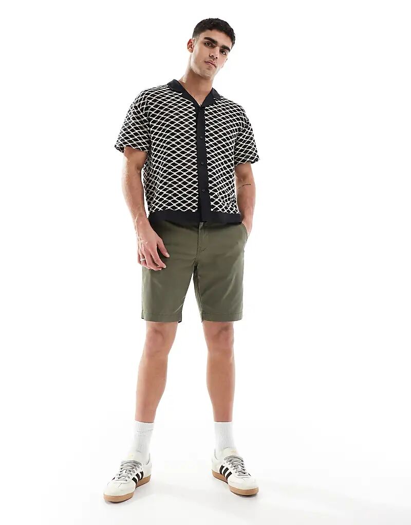 

Прямые шорты XX Chino из твила оливкового цвета Levi's