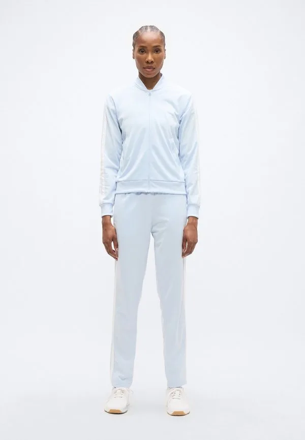 Спортивный костюм essentials с тремя полосками Adidas Sportswear, Crystal Sky
