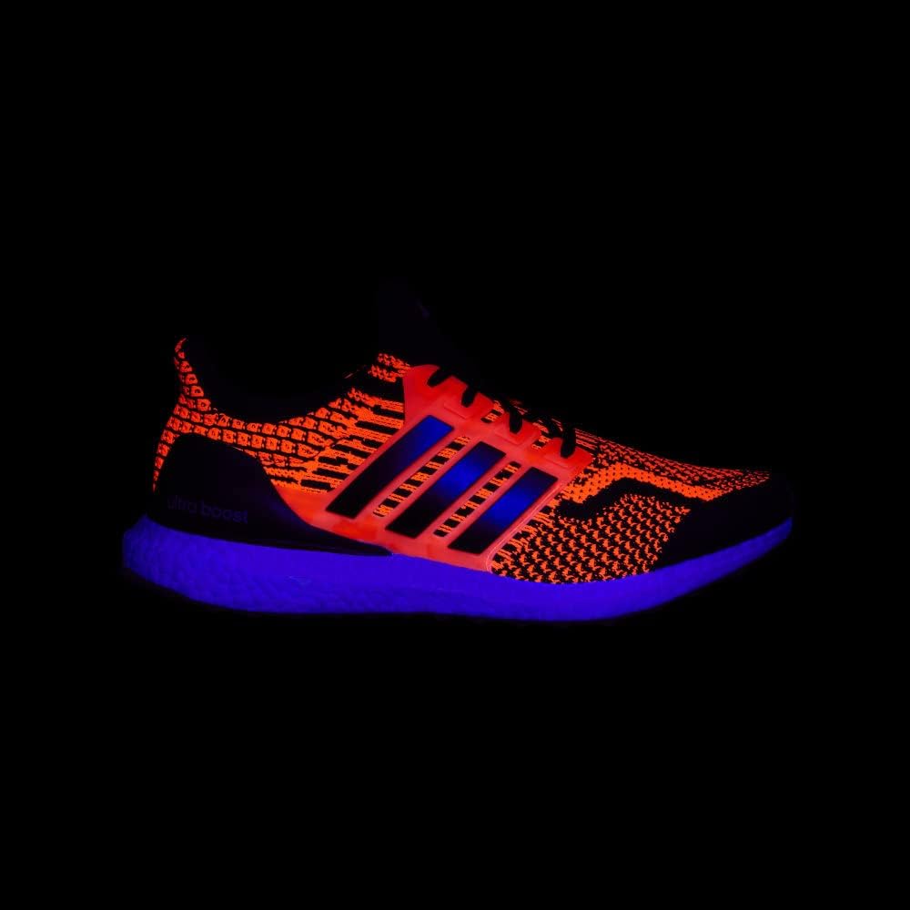 Мужские беговые кроссовки Adidas Ultraboost Cold.RDY, черный/красный — фото 3