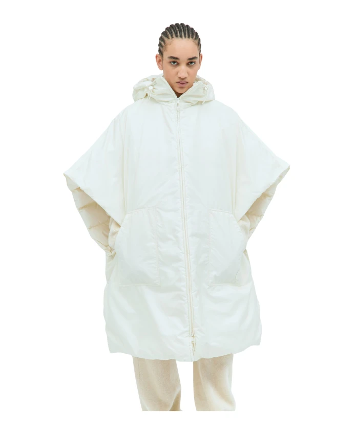 

Утепленный пуховик с капюшоном и логотипом Moncler, белый