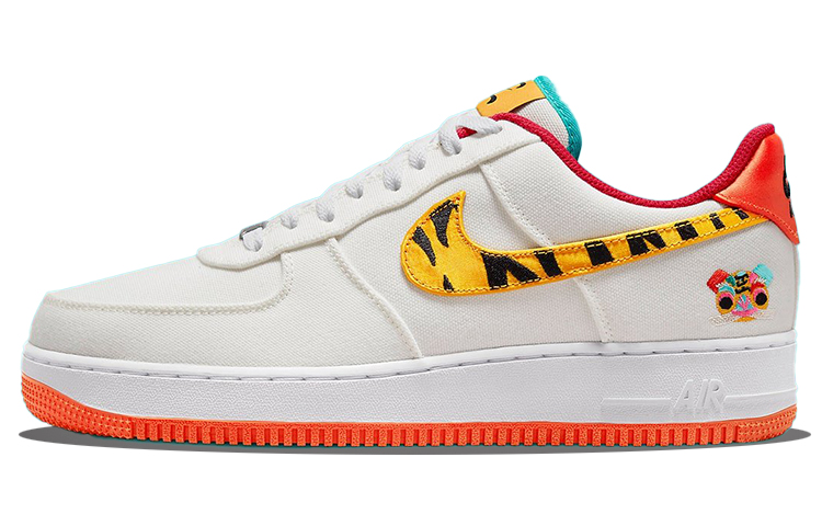 

Кроссовки Nike Air Force 1 Low '07 Lx Year Of The Tiger