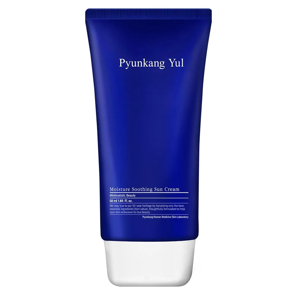Солнцезащитный крем «Calming Moisture Sun Cream SPF50+ PA++++» от Pyunkang Yul Pyunkang Yul