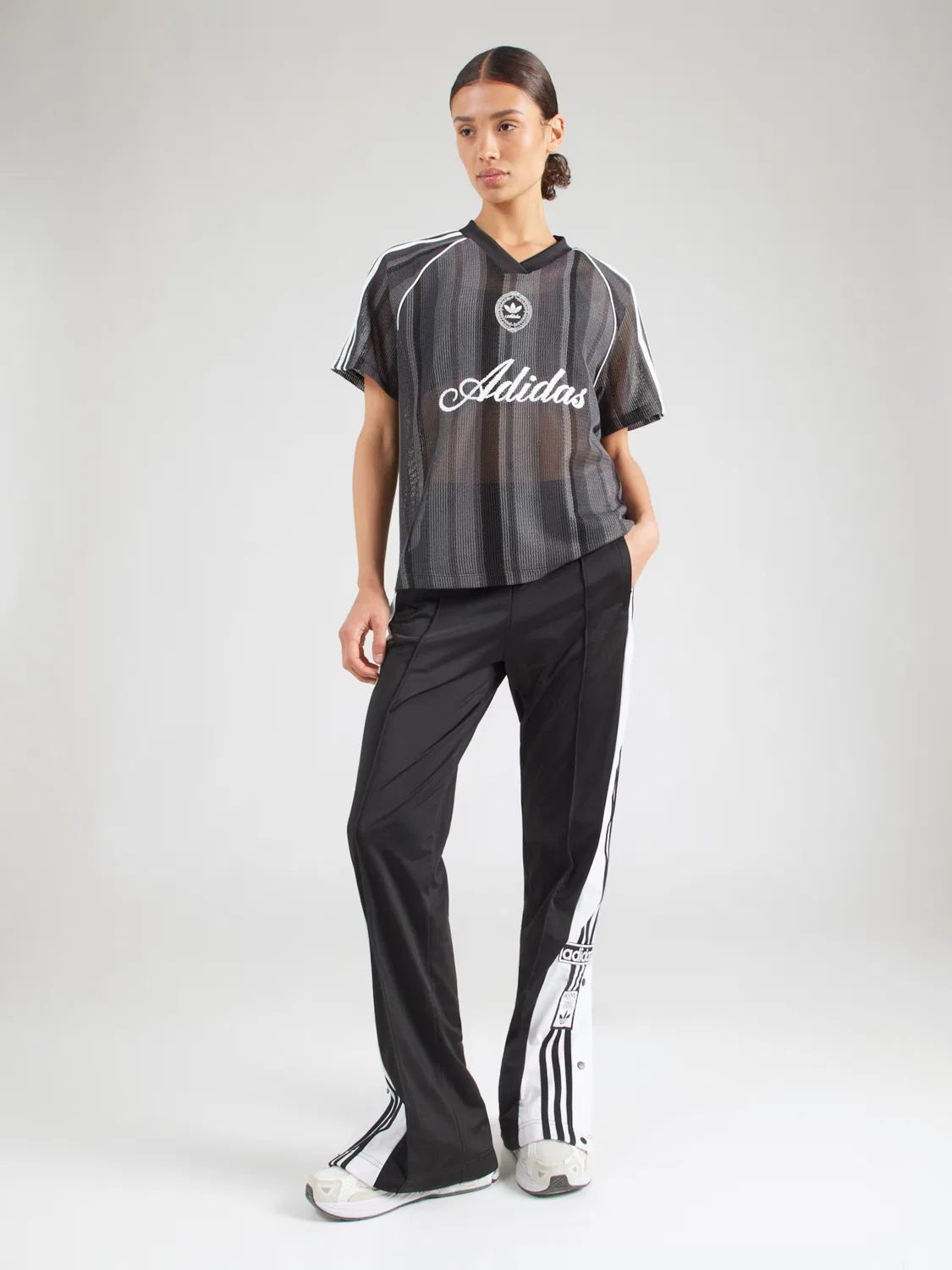 Футболка Adidas Originals Summer Glow черного цвета — фото 4