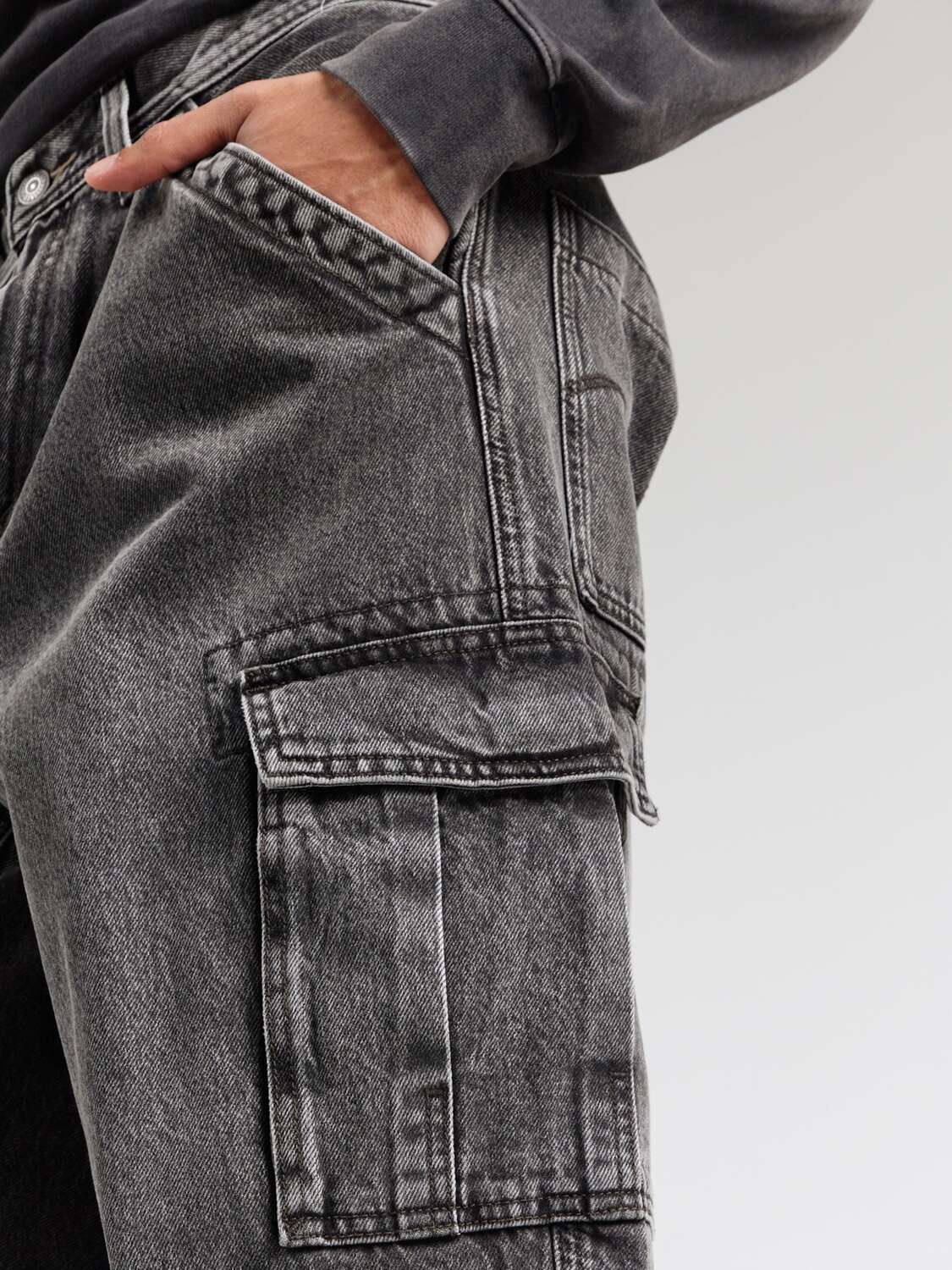 LEVI'S  Багги карго джинсы '578 Baggy Cargo Trousers' в черном цвете — фото 2