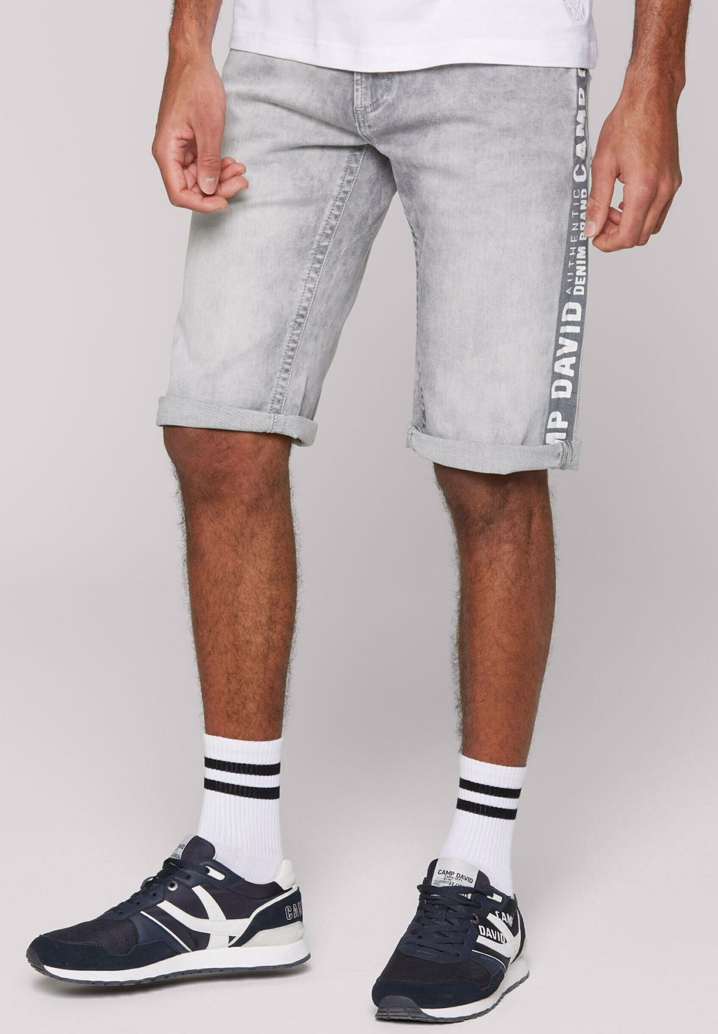 

Джинсовые шорты REGULAR FIT Camp David, серый