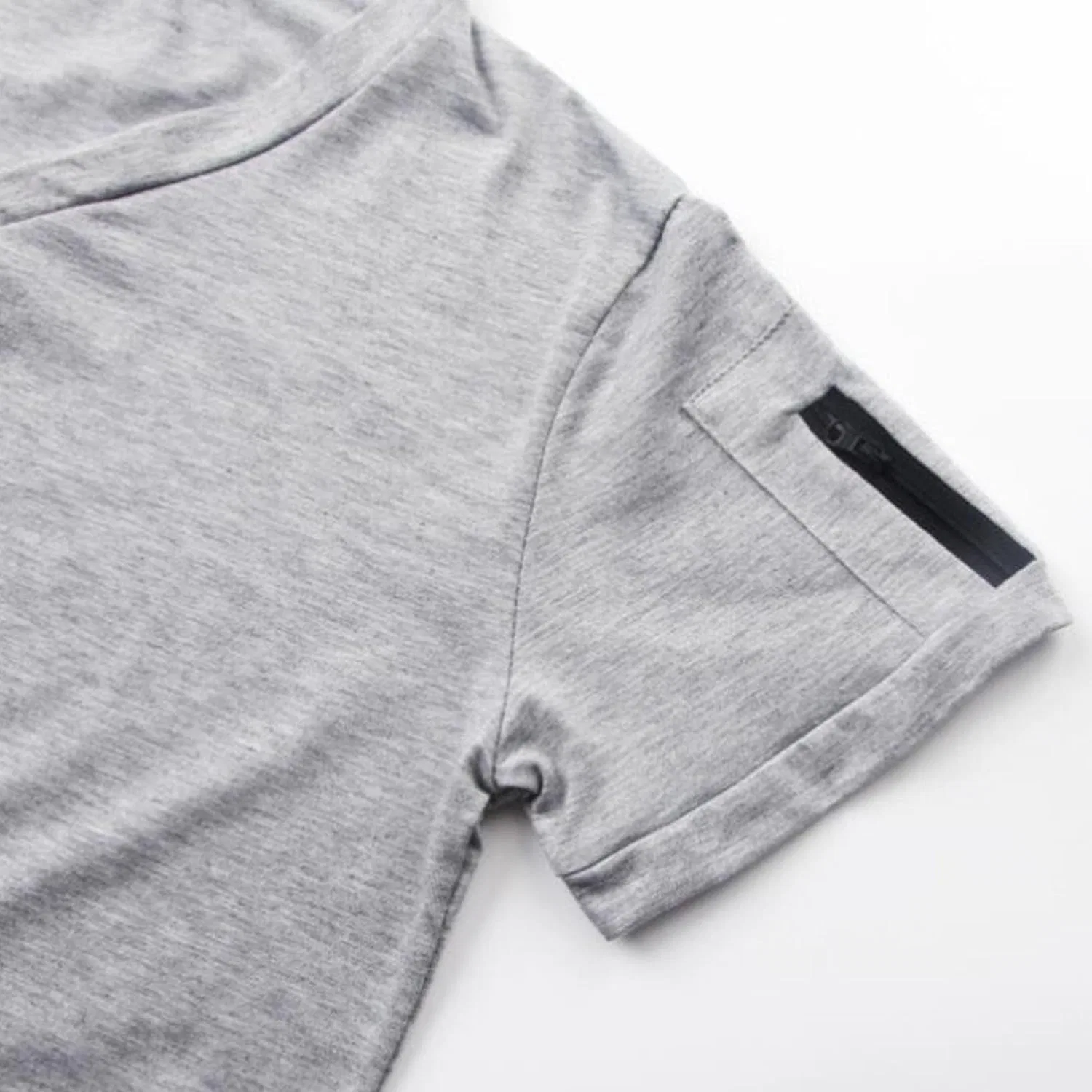 Футболка мужская с V-образным вырезом и карманом, Light Gray — фото 4