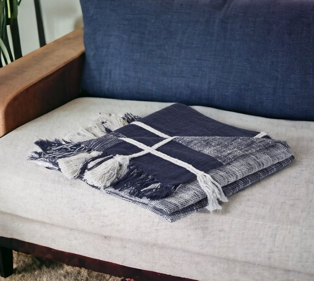 

Одеяло в сине-белую хлопковую клетку размером 50 x 60 дюймов с кисточками Homezia, цвет Multicolored