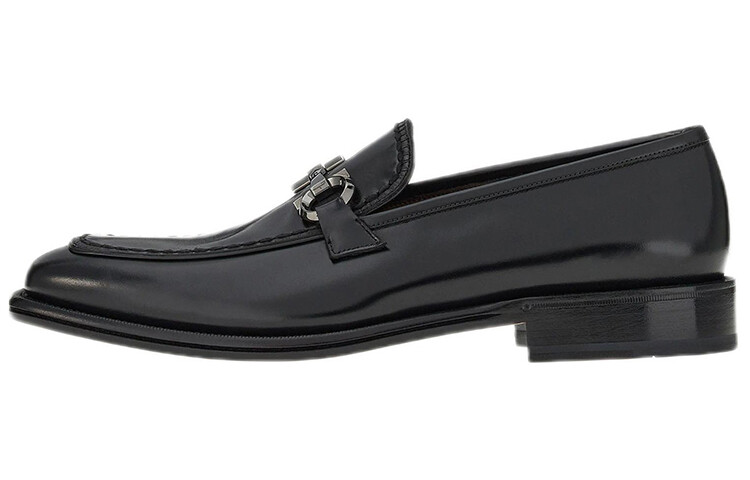 

Кожаные туфли Ferragamo, черный