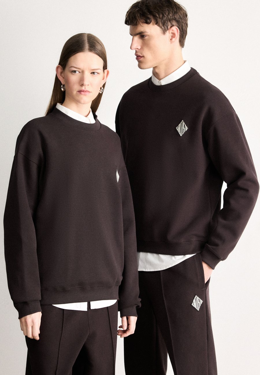 Толстовка Lacoste UNISEX Buffle/Black, Классический стиль, Черный