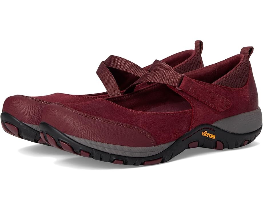 

Туфли на плоской подошве Dansko Primrose, цвет Wine