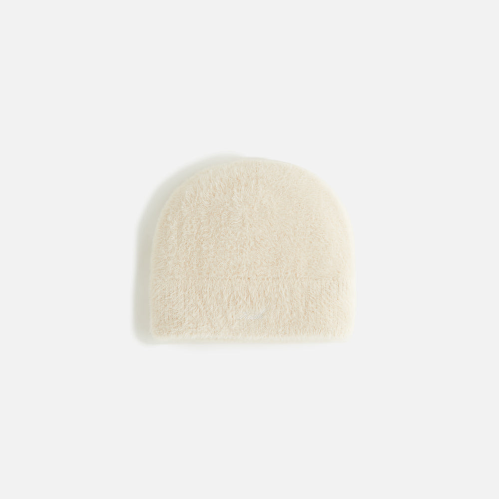 

Бейсболка Kith Women Shaggy Beanie, цвет Muslin