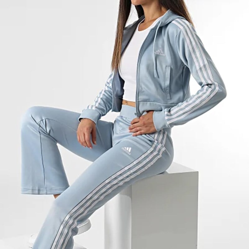 

Женский спортивный костюм в гламурном стиле Adidas, голубой
