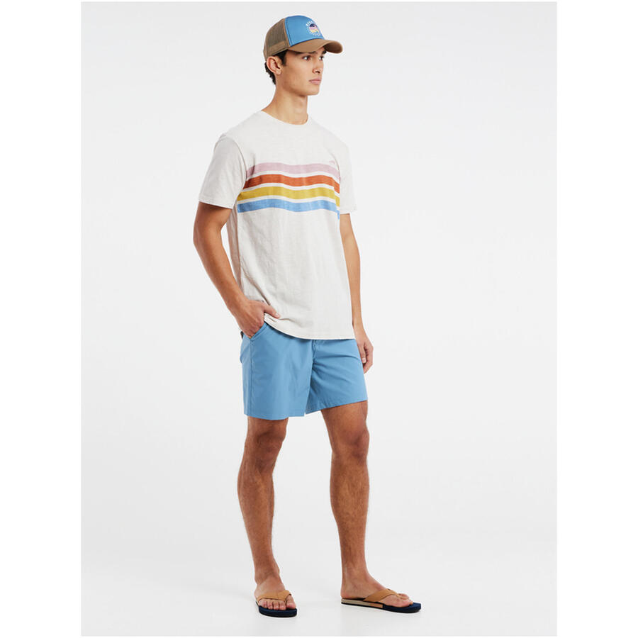 

PROTEST Протест в футболках