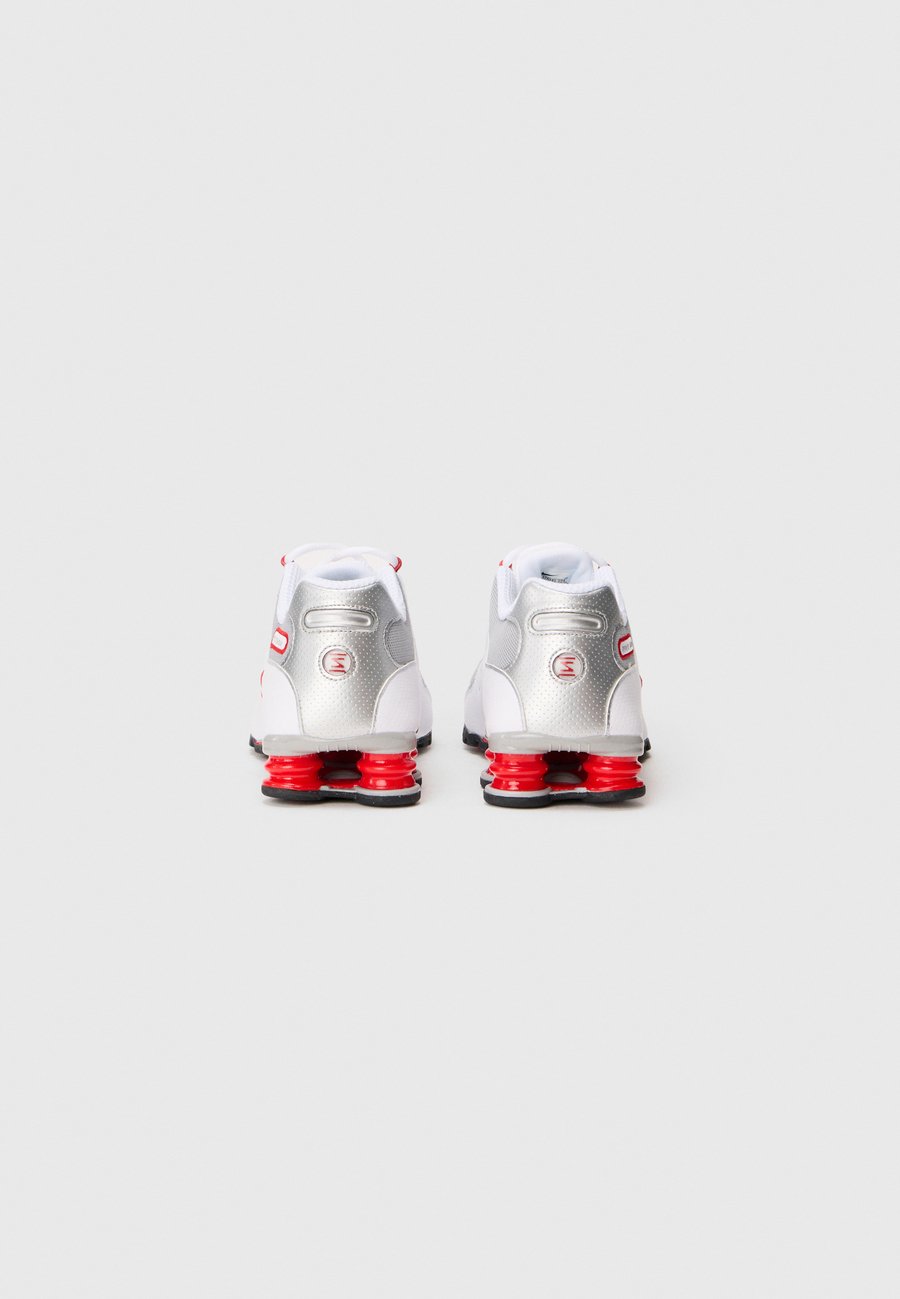 Кроссовки Nike Sportswear SHOX NZ, White/Metallic Silver-Coloured/Sport Red/Cool Gray/Black/White — фото 3