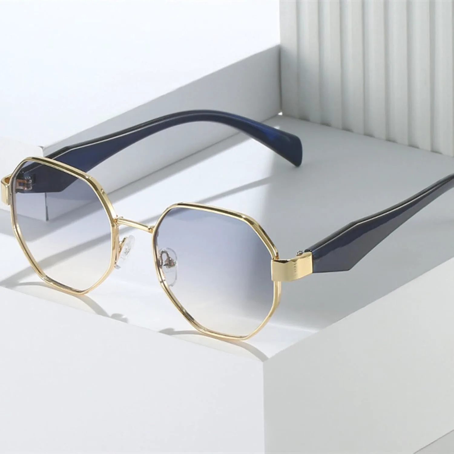

Панк-солнцезащитные очки для женщин и мужчин, модные металлические очки для активного отдыха и путешествий, защита от УФ-излучения UV400 UATXTAU, Bluegold-blue