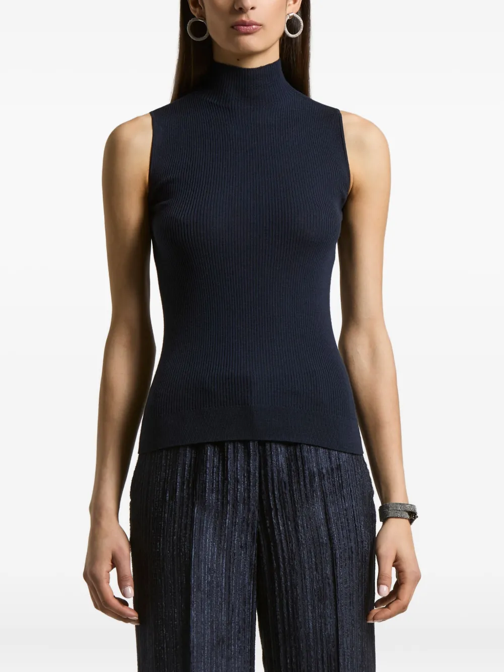 

Жилет без рукавов с высоким воротником и рубчатой текстурой Peserico, черный