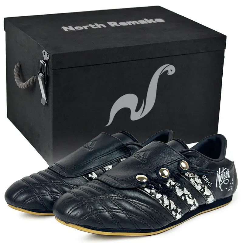 Кроссовки тренировочные с принтом Adidas Black Silver Shooting Stars-Gift Box 7 — фото 3
