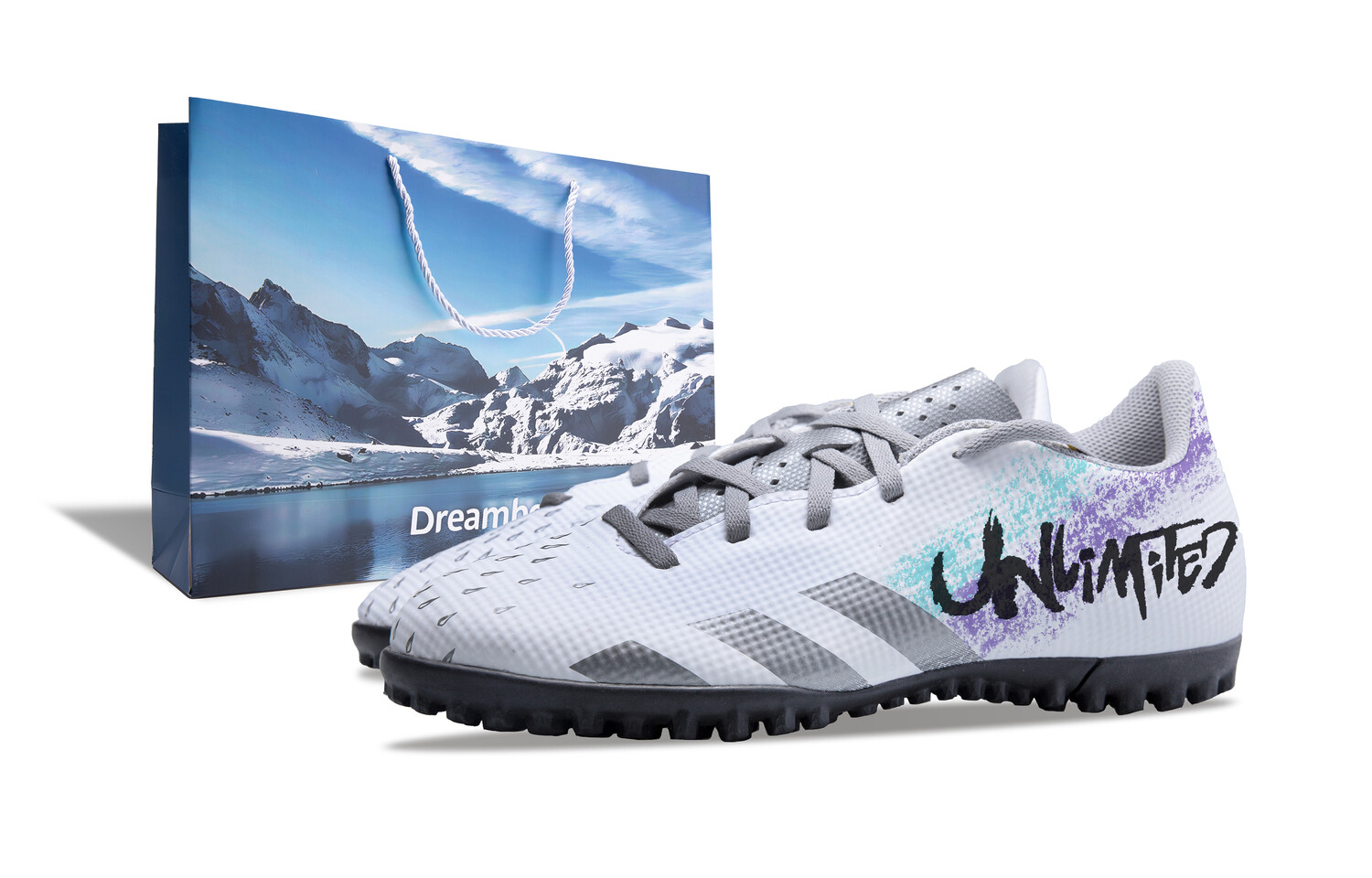 

Футбольные бутсы мужские низкие белые Adidas