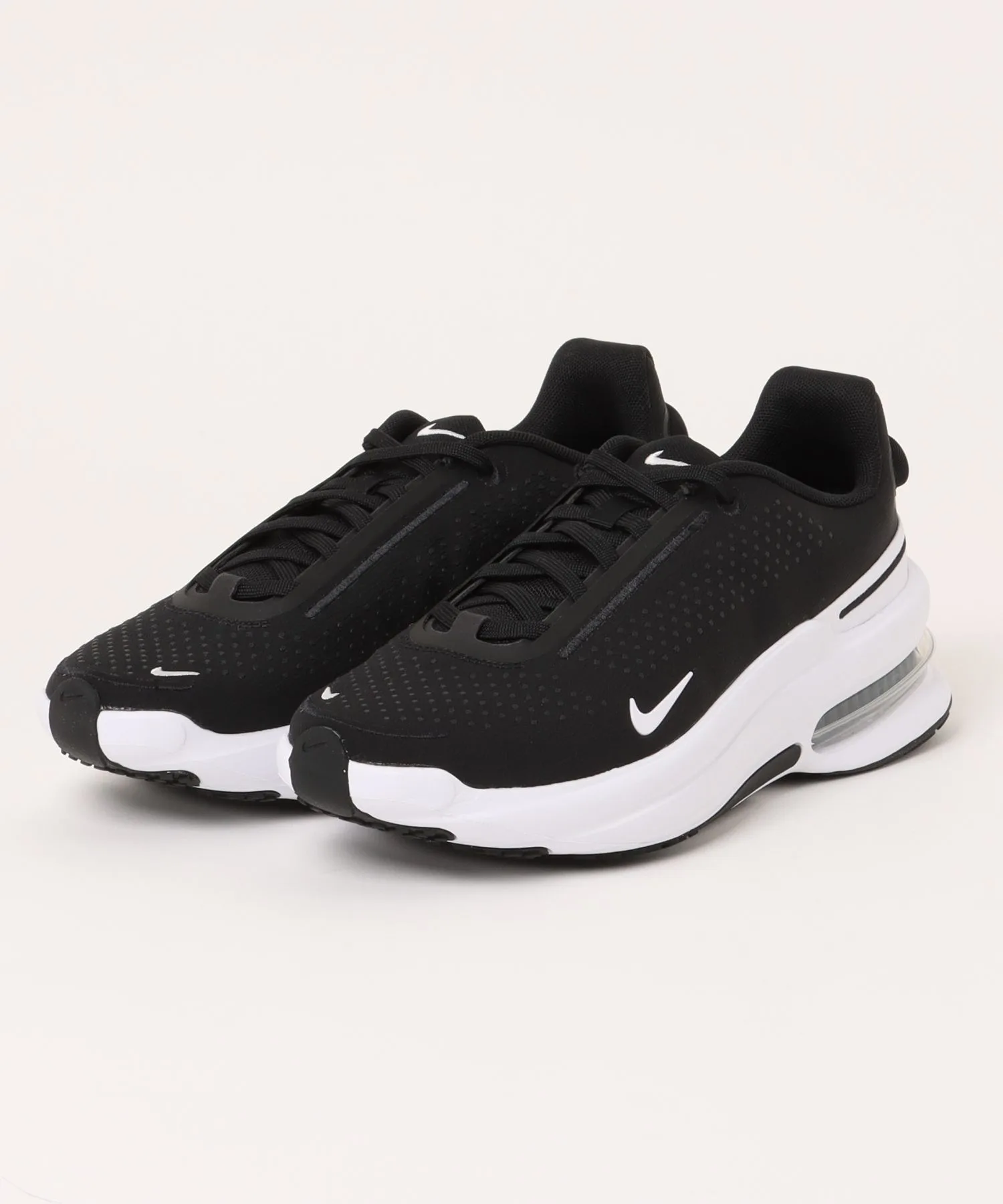 Мужские кроссовки с технологией Air Zoom UPTURN SC NIKE чёрно-белые
