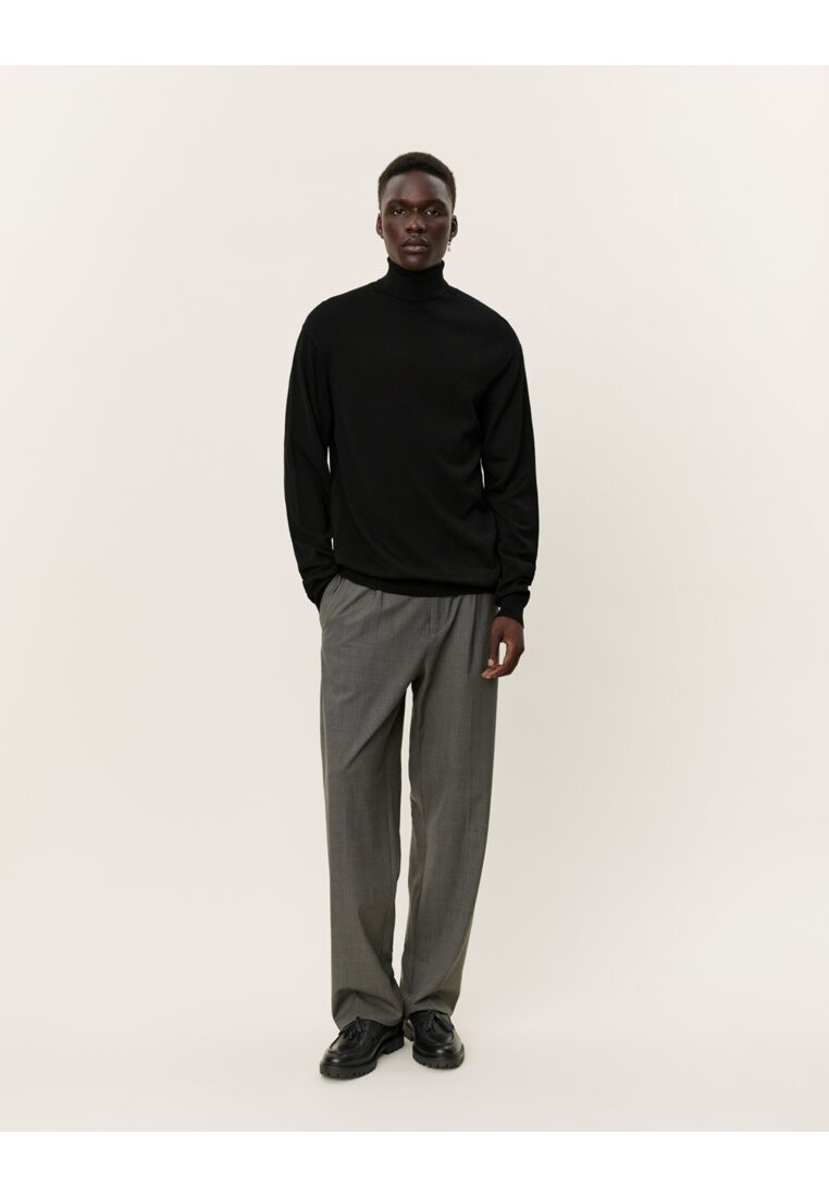 

Джемпер GREYSON ROLLNECK Les Deux, черный