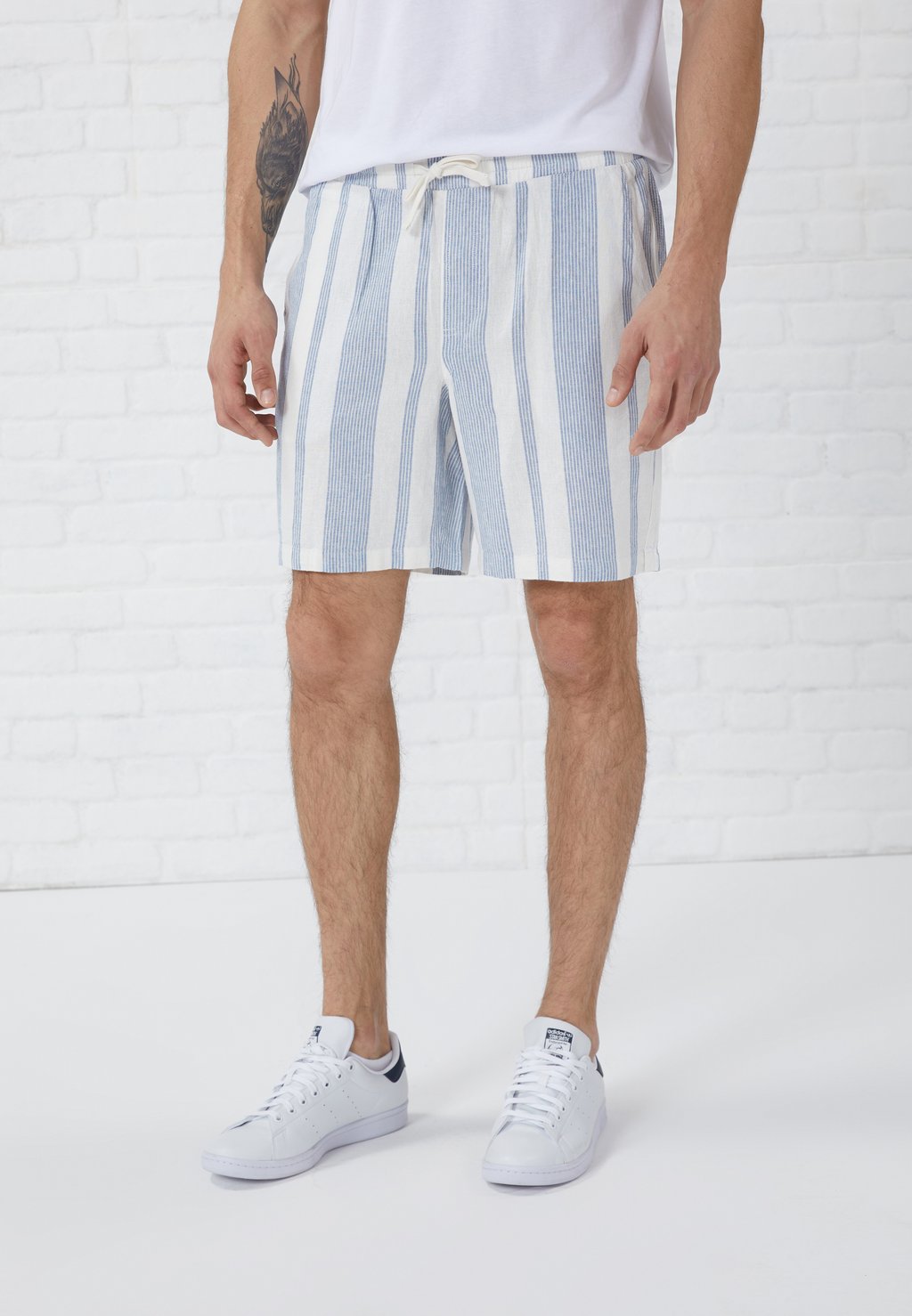 

Шорты Pier One by Zalando, кремовый