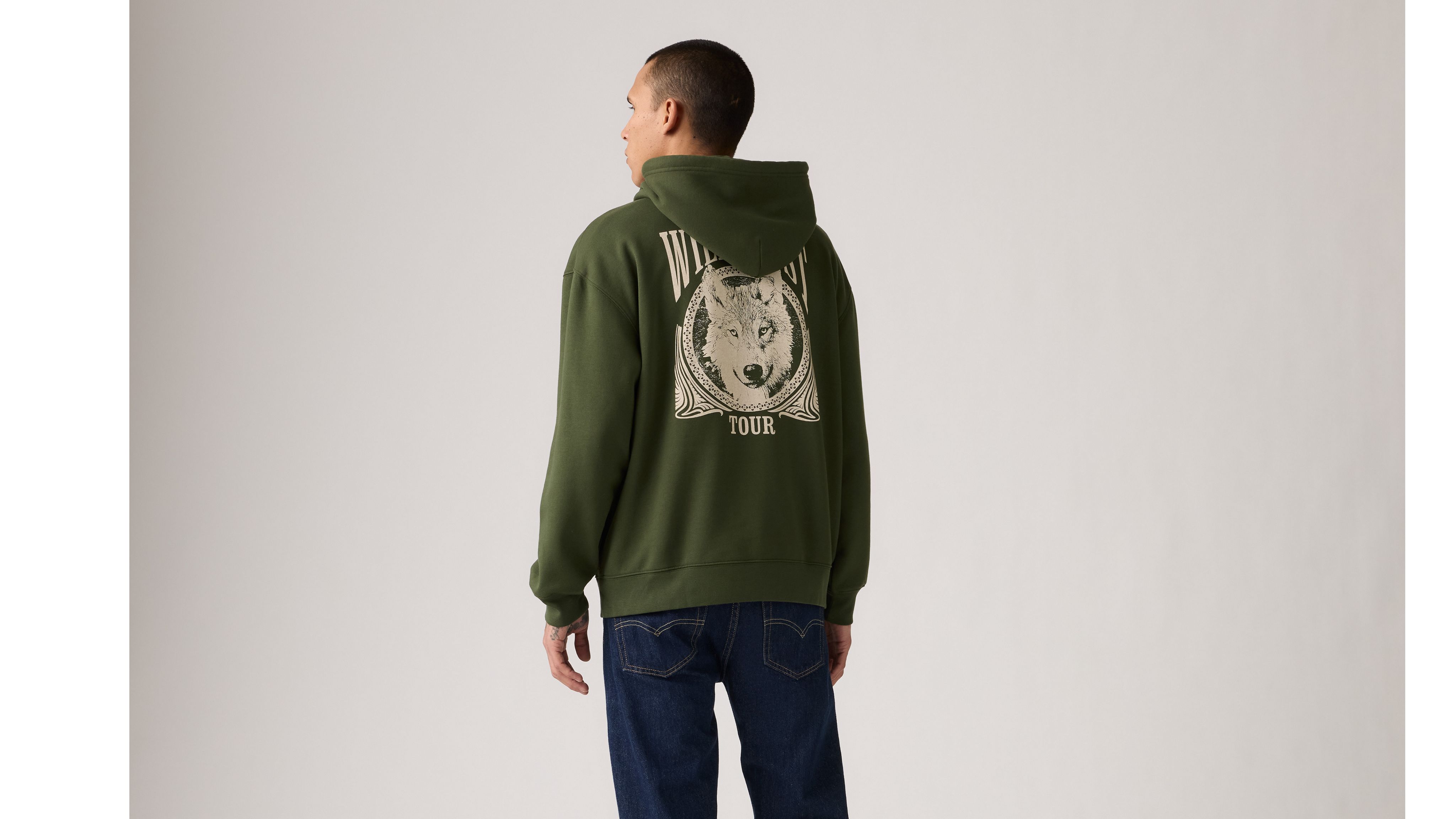 Свободная толстовка с капюшоном и графическим принтом Levi's, Wild West Tour Duffel Bag - Green — фото 3