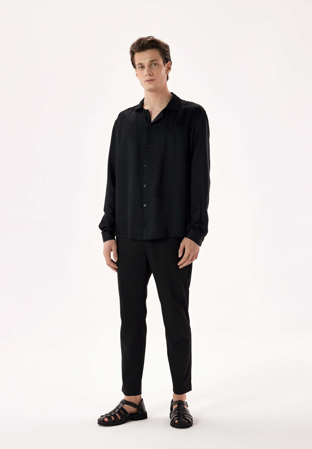 

Сандалии с ремешком BERNARDO. Kazar, цвет black