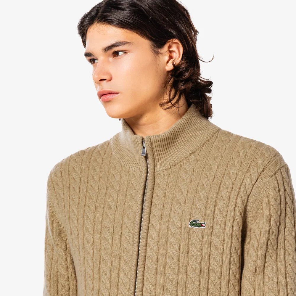 Мужской шерстяной кардиган на молнии с кабельной вязкой бежевый от Lacoste — фото 2