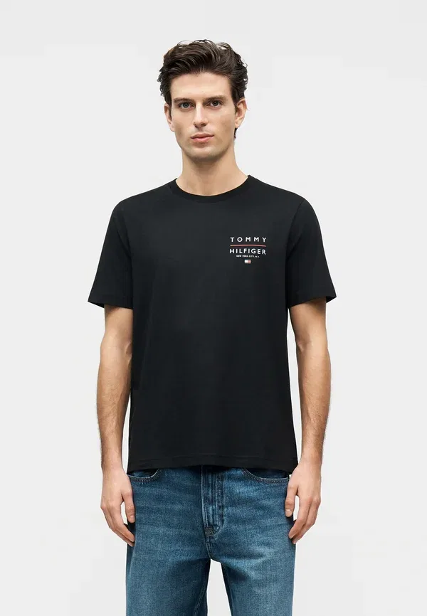 Футболка Tommy Hilfiger Love Left Chest Tee Basic T-Shirt, черный