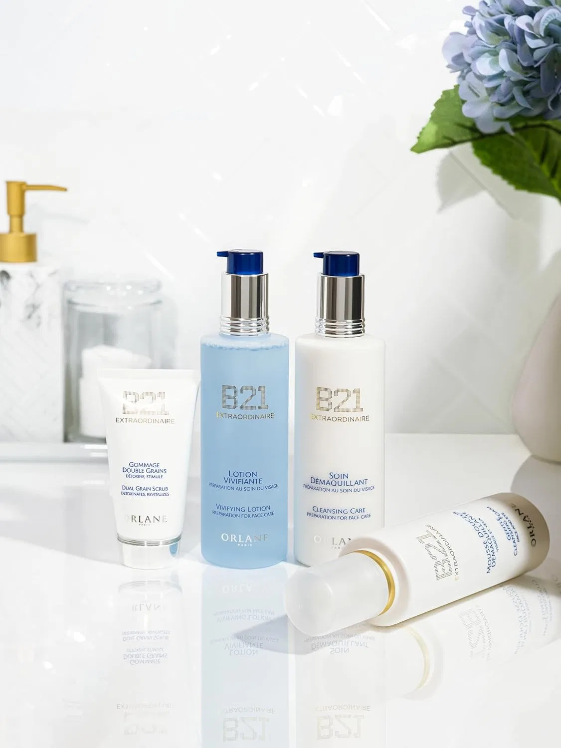 Молочко для снятия макияжа B21 Extraordinaire Vivifying Cleansing Care Orlane, 250 мл — фото 2