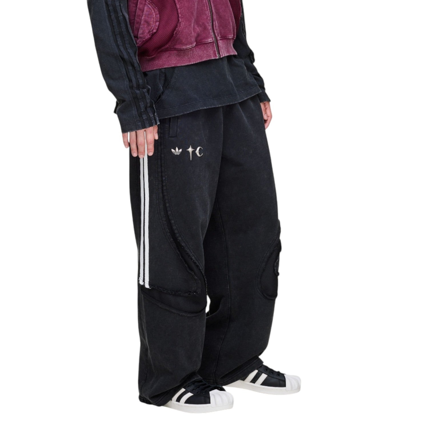 Брюки adidas x THUG CLUB TEAMGEIST Track Pants 'Black' — фото 3