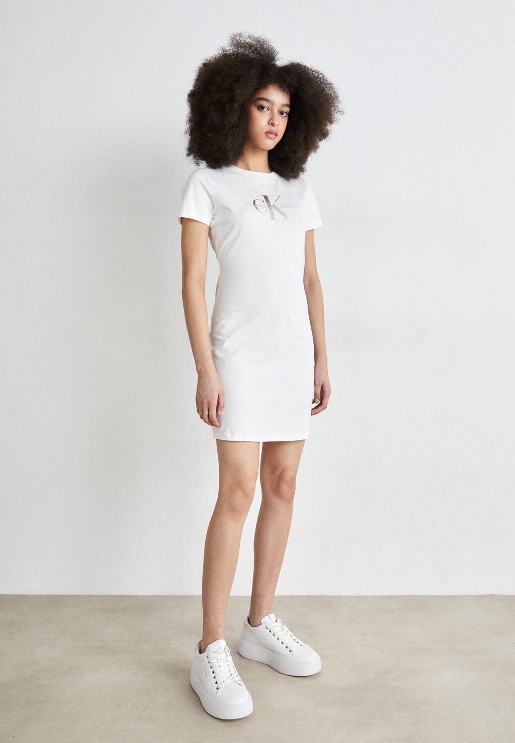 

Платье из джерси Diffused Monologo Dress Calvin Klein, ярко-белое