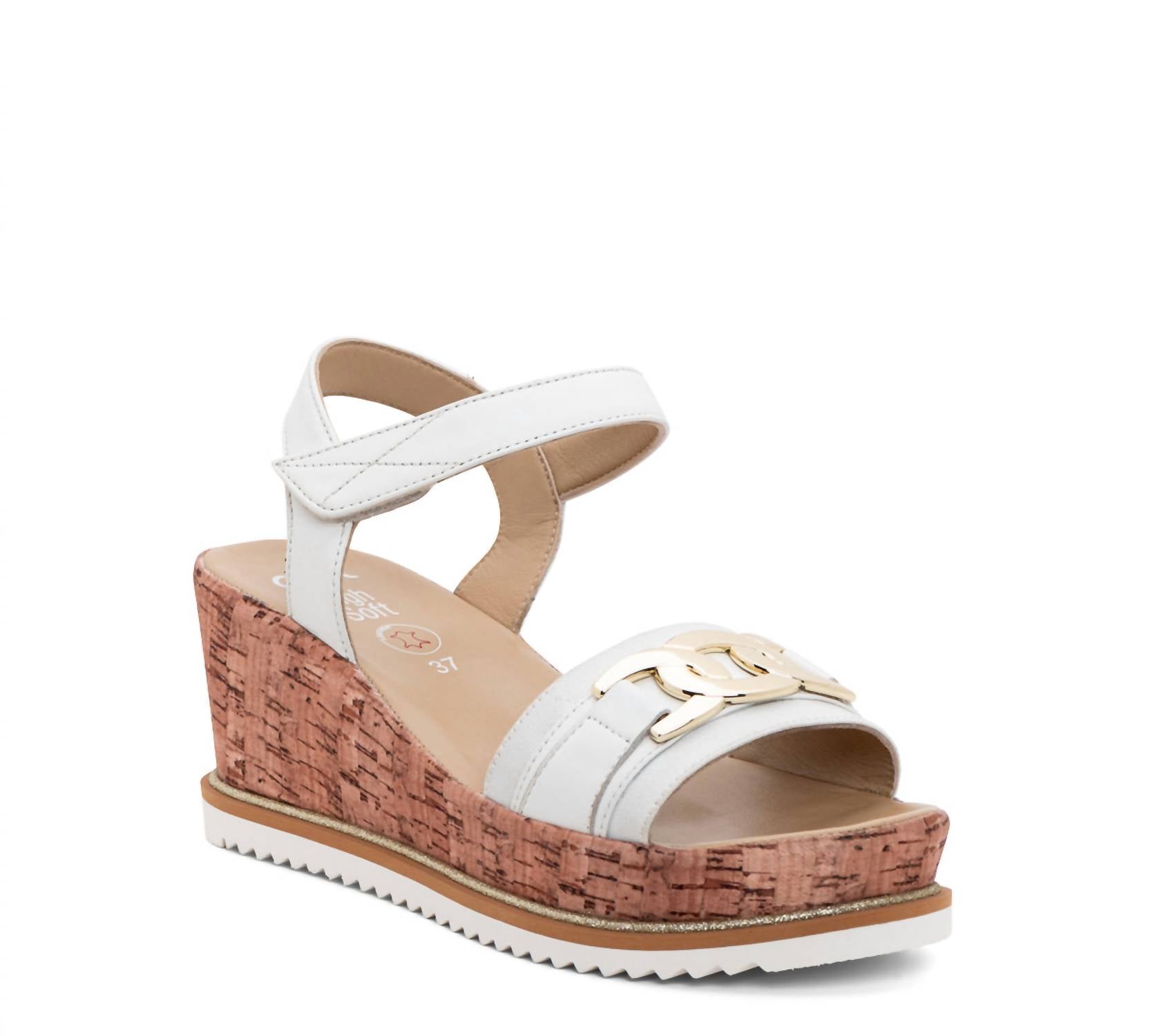 Женские босоножки Palmdale Wedge Sandals белого цвета Ara