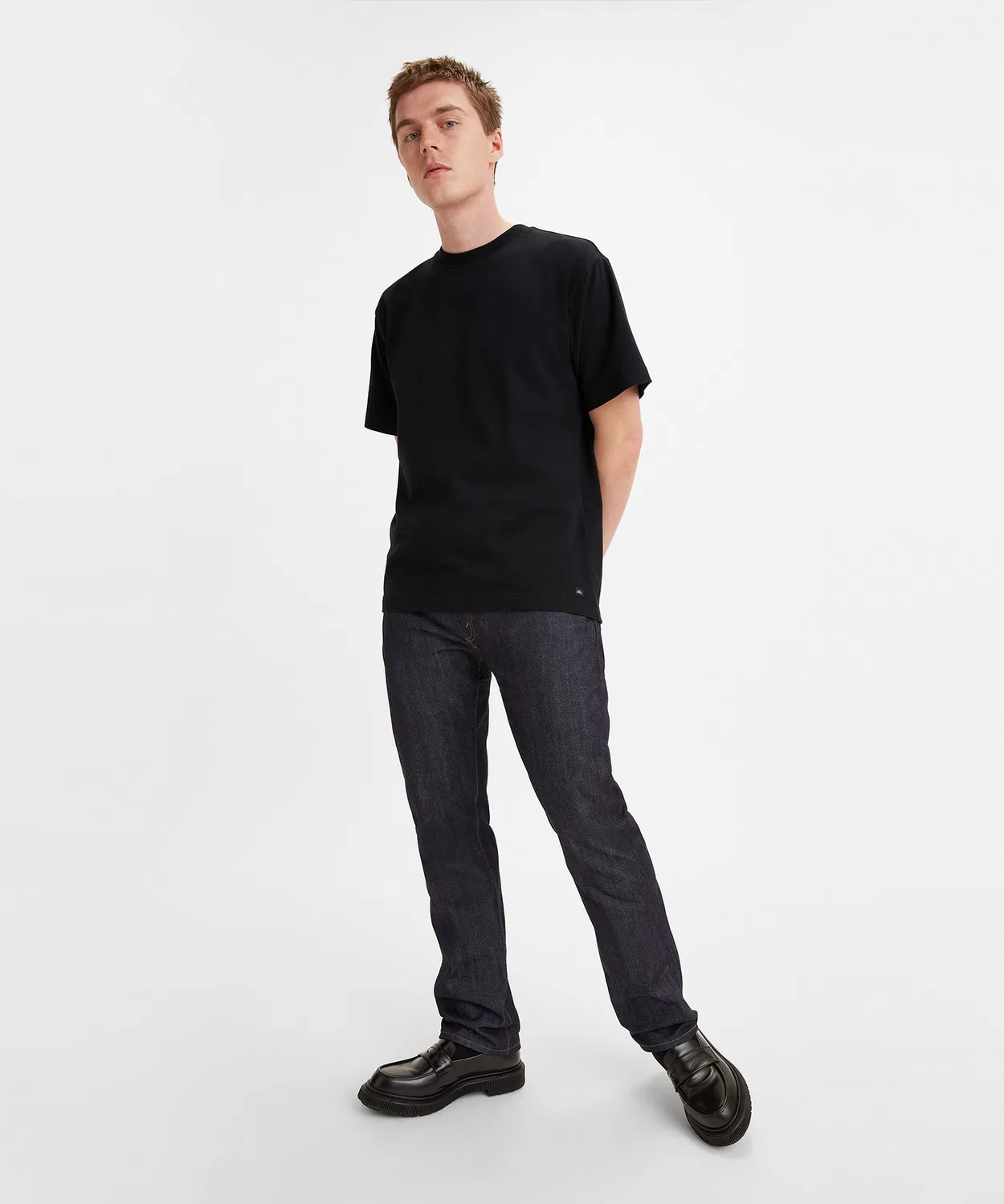 Джинсы винтажные slim fit Levi's Vintage Clothing 505 1967, дарк индиго — фото 2