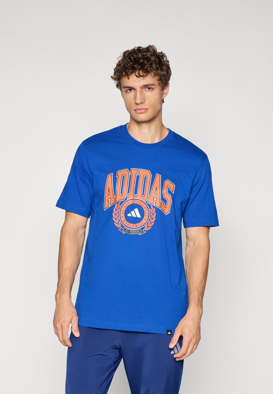 

Футболка Adidas Sportswear CREST UNISEX, Team Royal Blue/Royal Blue