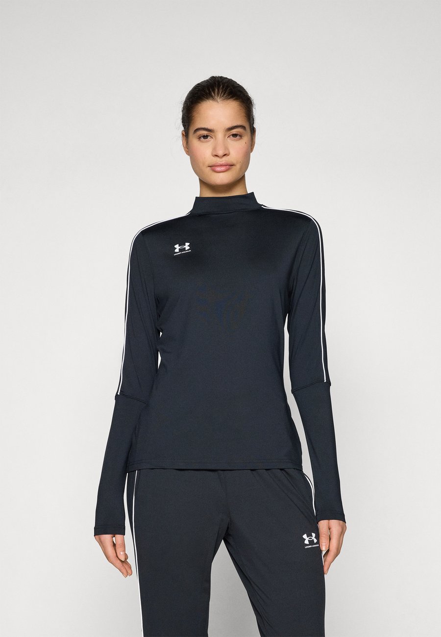 

Топ Under Armour CHALLENGER MIDLAYER, Black/White/Black