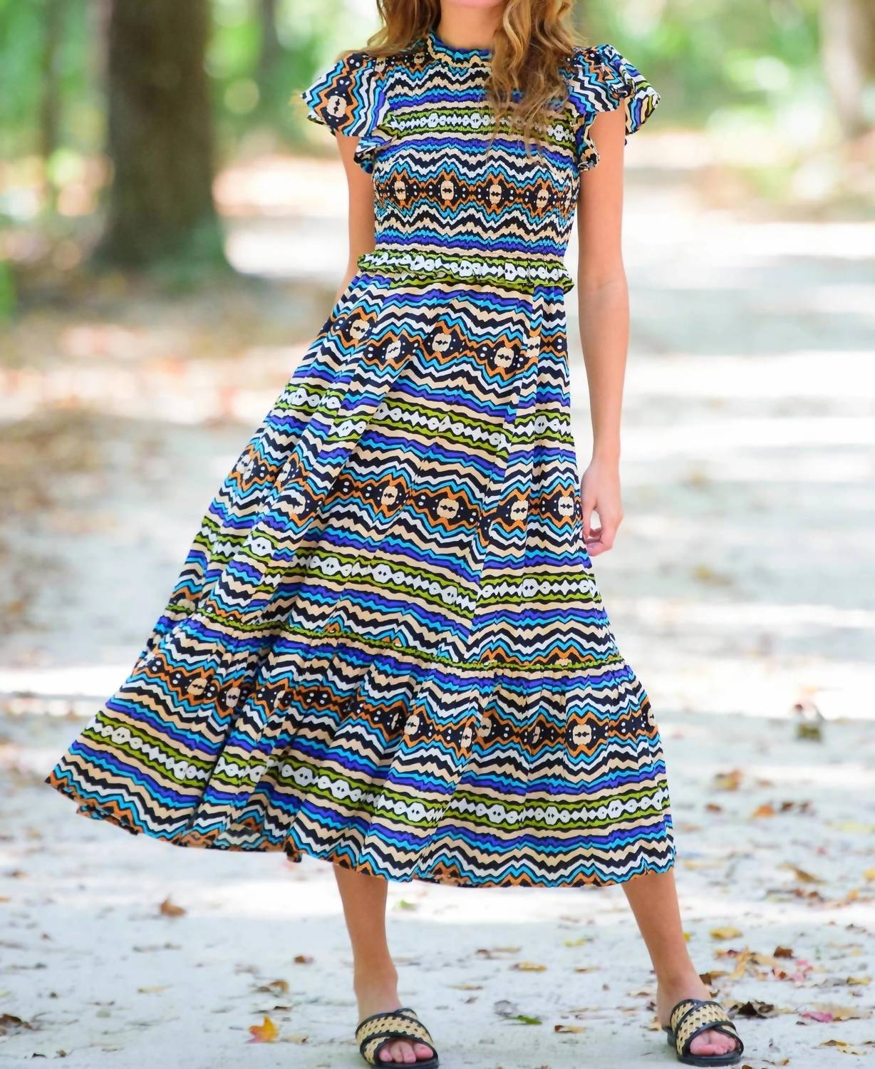 

Платье Lila в полоску икат Elizabeth James The Label, цвет ikat stripe
