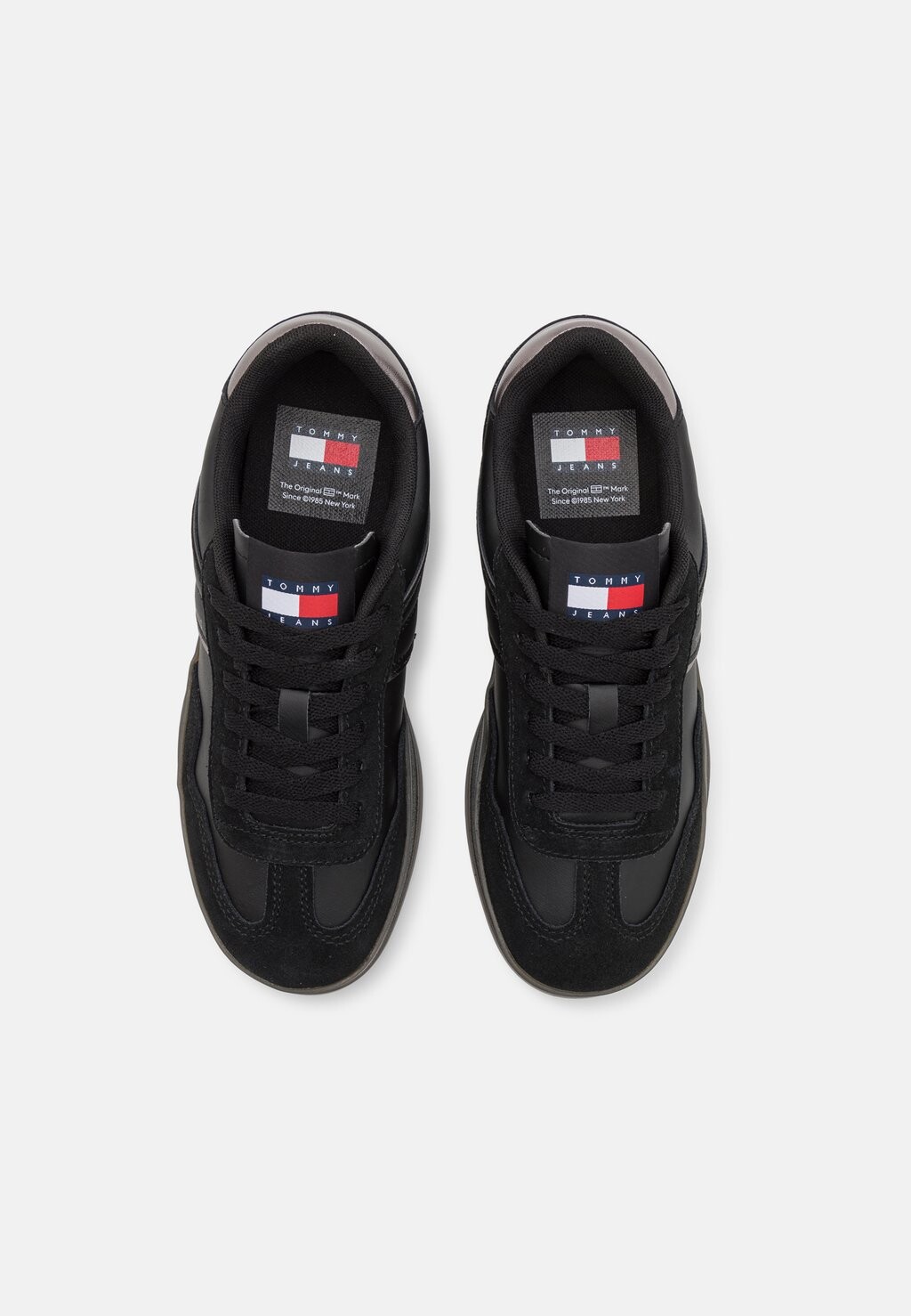 

Кроссовки на шнуровке THE GREENWICH Tommy Hilfiger, черный