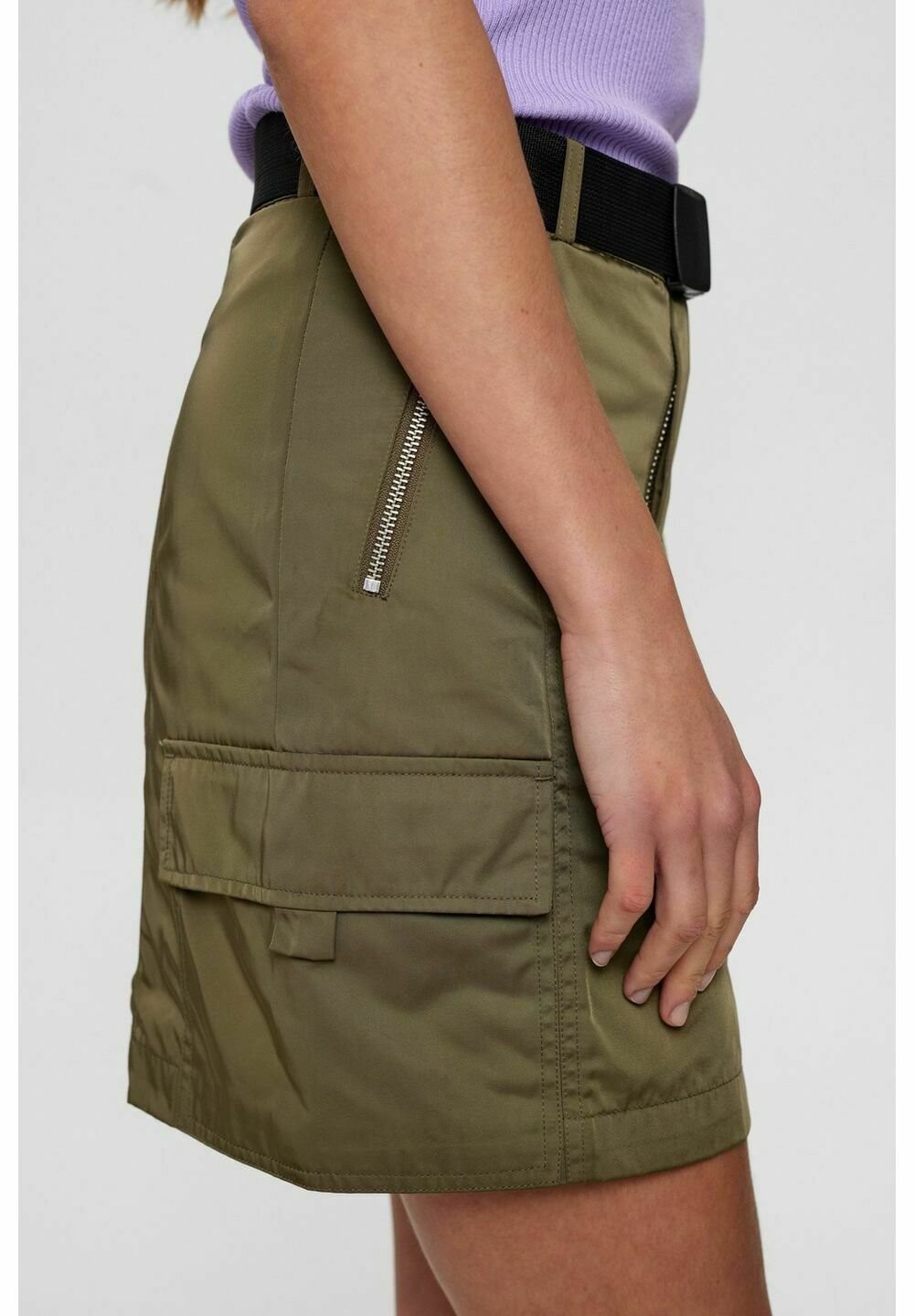 

Мини-юбка Nuallie Skirt Nümph, цвет плюща