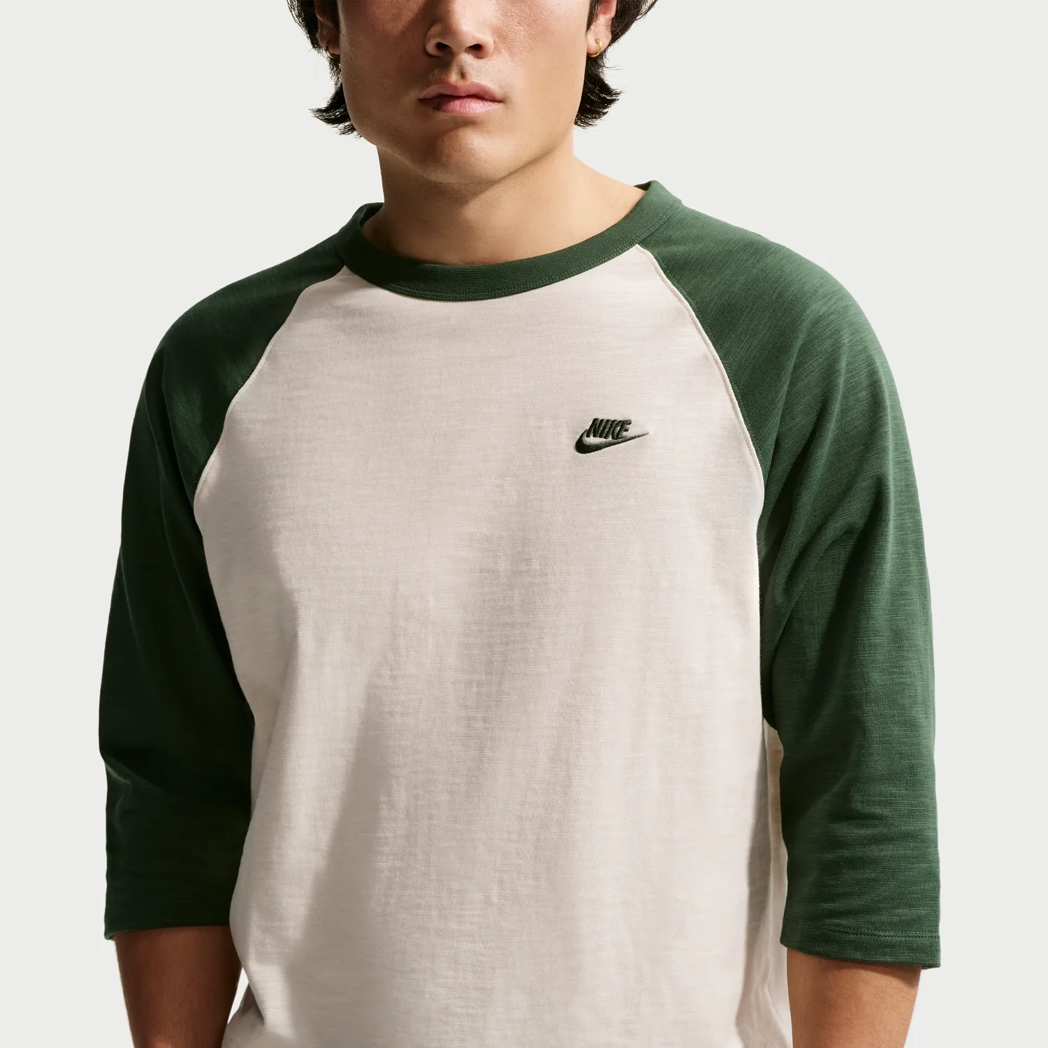 Футболка Nike Sportswear Club с рукавами 3/4 и реглан, цвет 'Fir Chalk', зеленый — фото 2