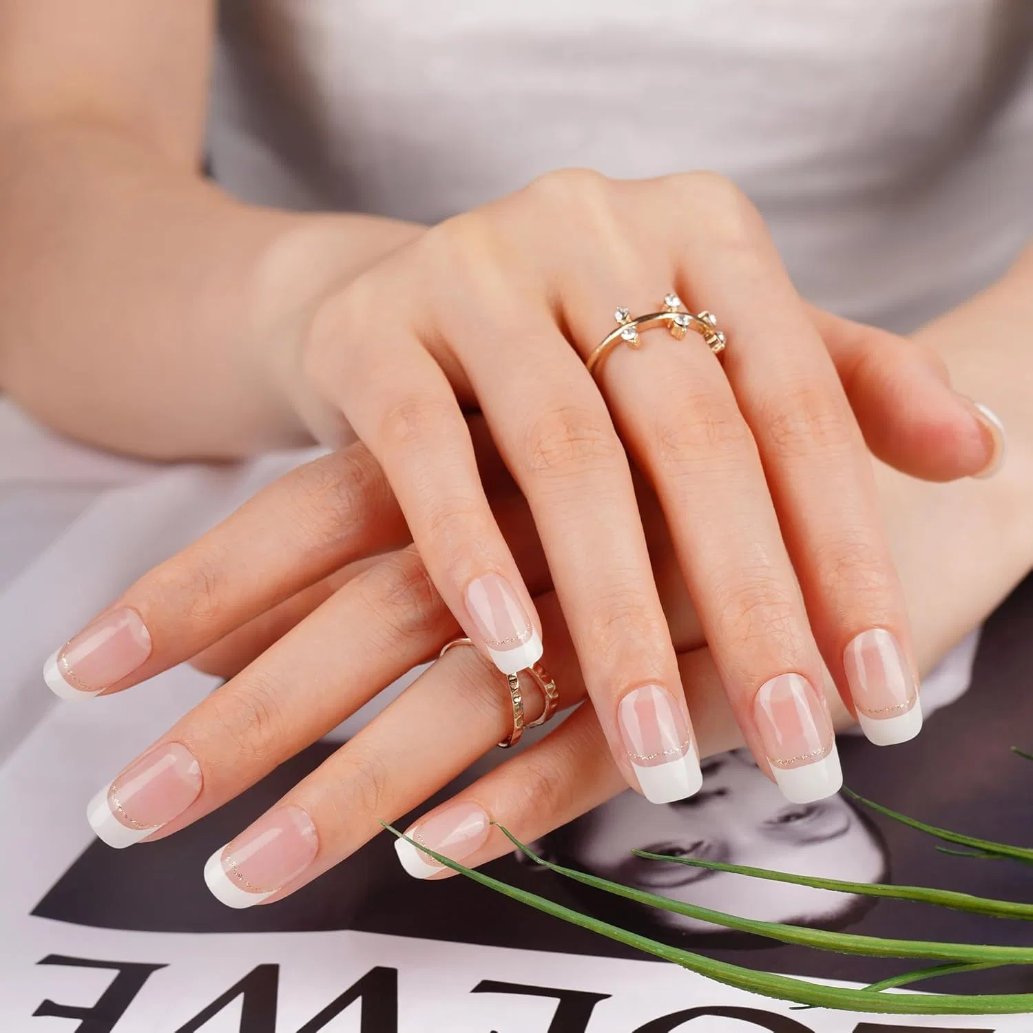Гель-полоски DANNI & TONI French Tips, 28 штук, с блестками Danni & Toni, Chic Line — фото 2