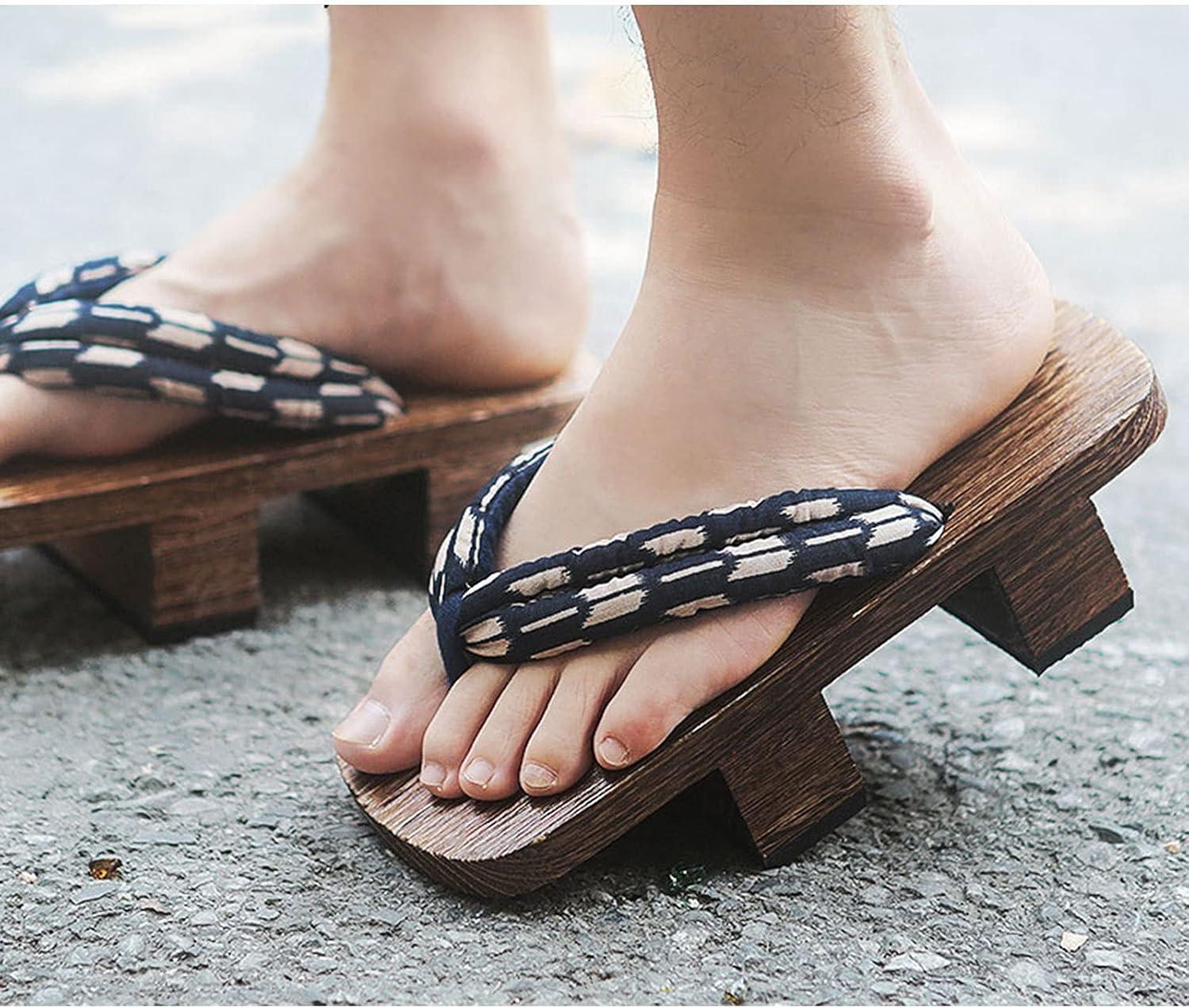 

Деревянные сабо, традиционная японская обувь, женские шлепанцы, подкладка из фланели, домашние тапочки для женщин, мужские тапочки для активного отдыха на улице (Цвет: C, Размер: EU 46) Tucy, EU 46 A