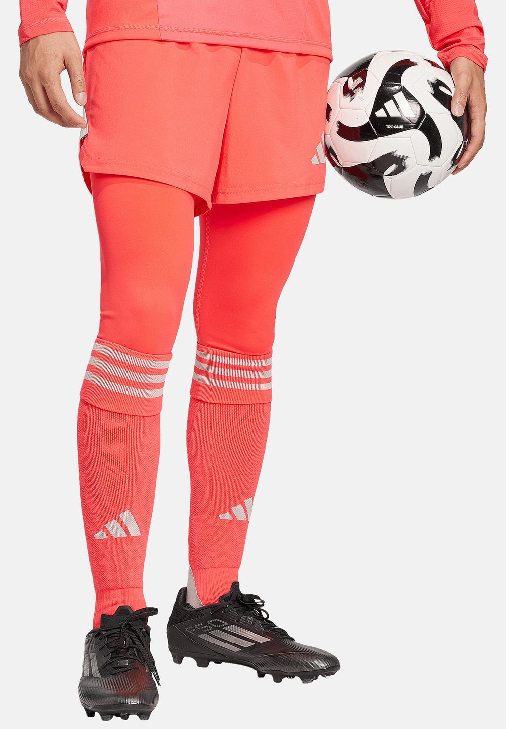 

Спортивные шорты FUSSBALL Adidas Performance, красный
