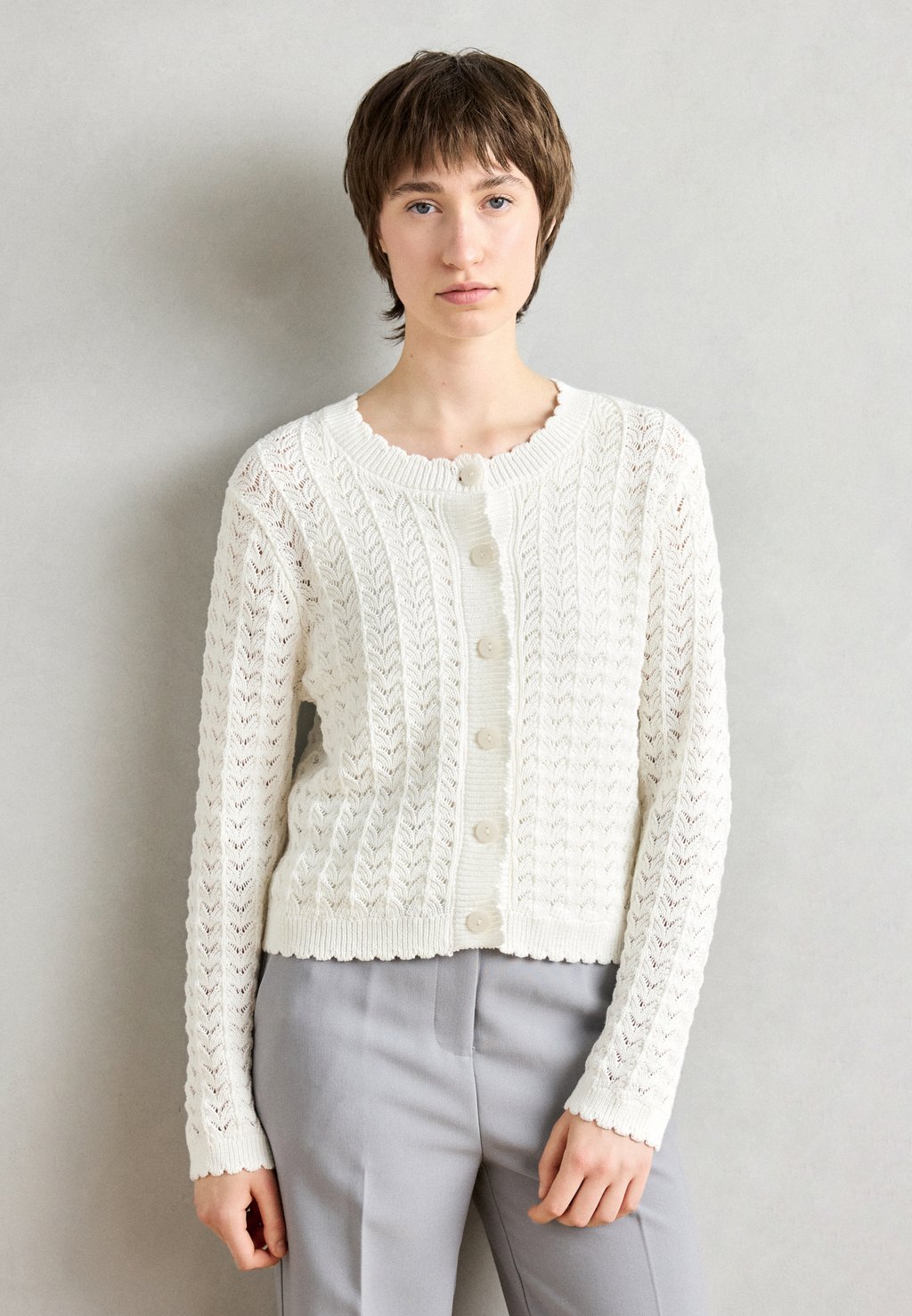 

Кардиган CARDIGAN INEZ Lindex, слоновая кость