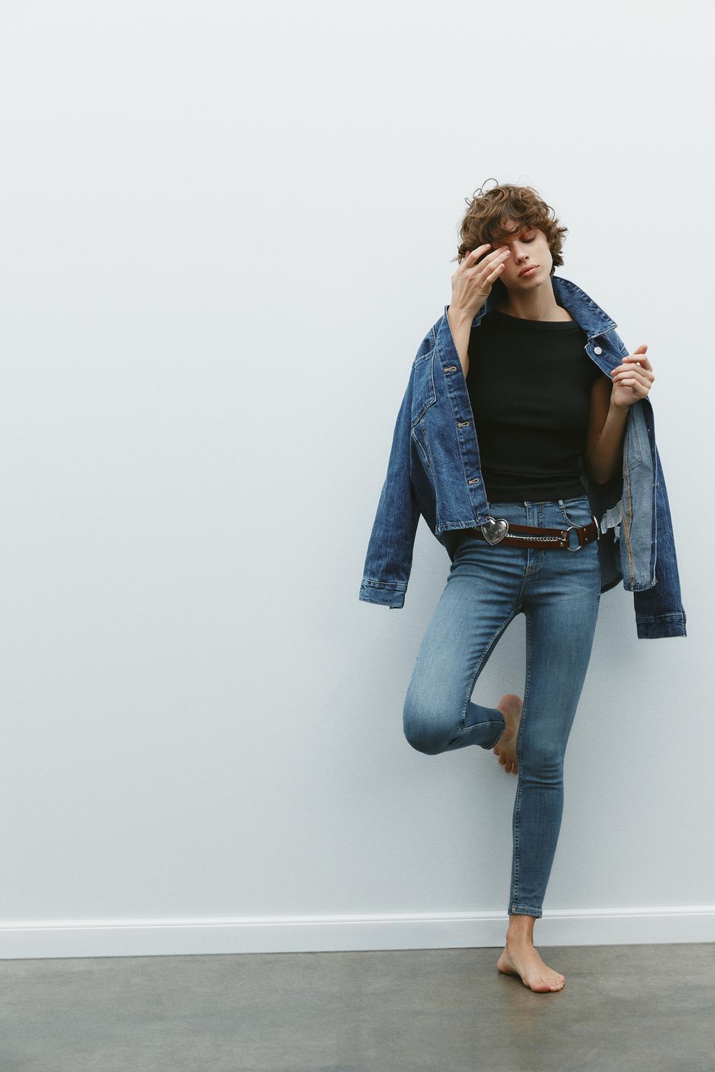 

Топ с вырезом лодочкой ZARA, черный