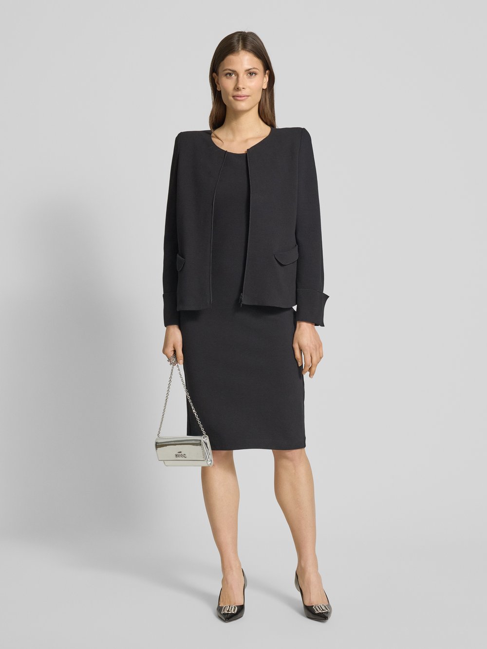 

Платье длиной до колена с фактурным узором Emporio Armani, черный