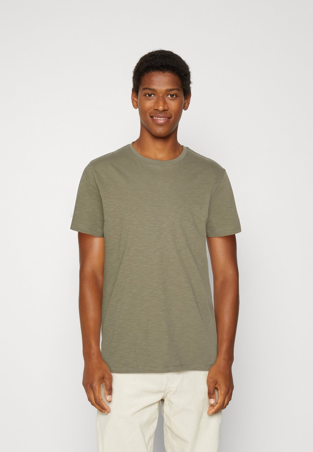 

Футболка базовая SS O-NECK NOOS Selected Homme, цвет vetiver