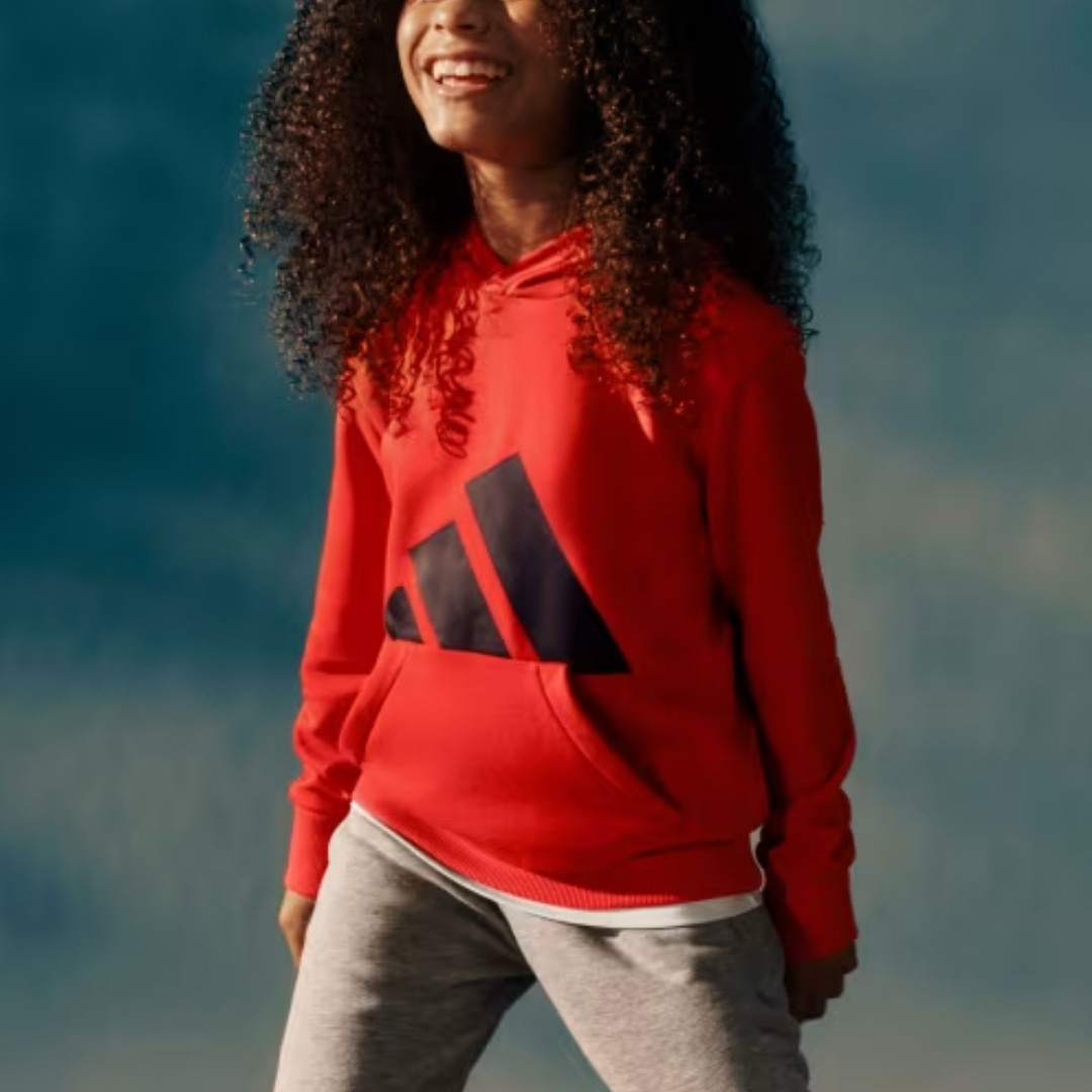 Adidas Свитшот Sportswear Collection ESSENTIALS Pure Gemstone Red/Black Teenagers — фото 4